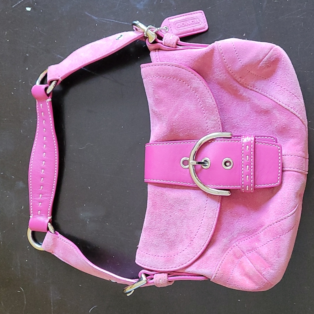 Pretty pink coach shoulder bag